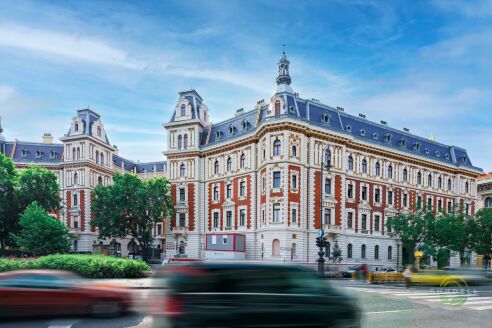 Körönd Palace