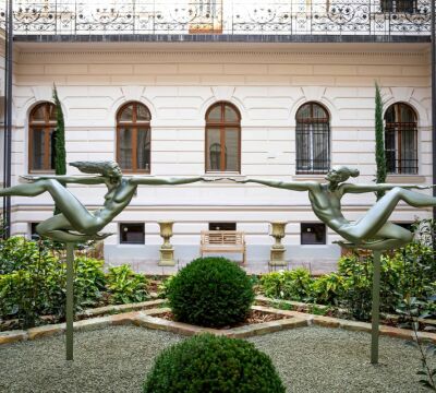 Körönd Palace
