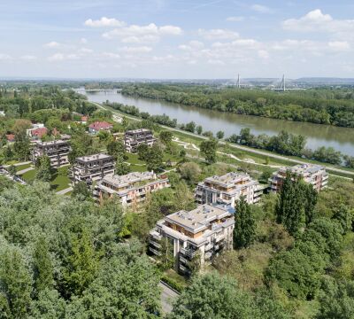 Riverport II.